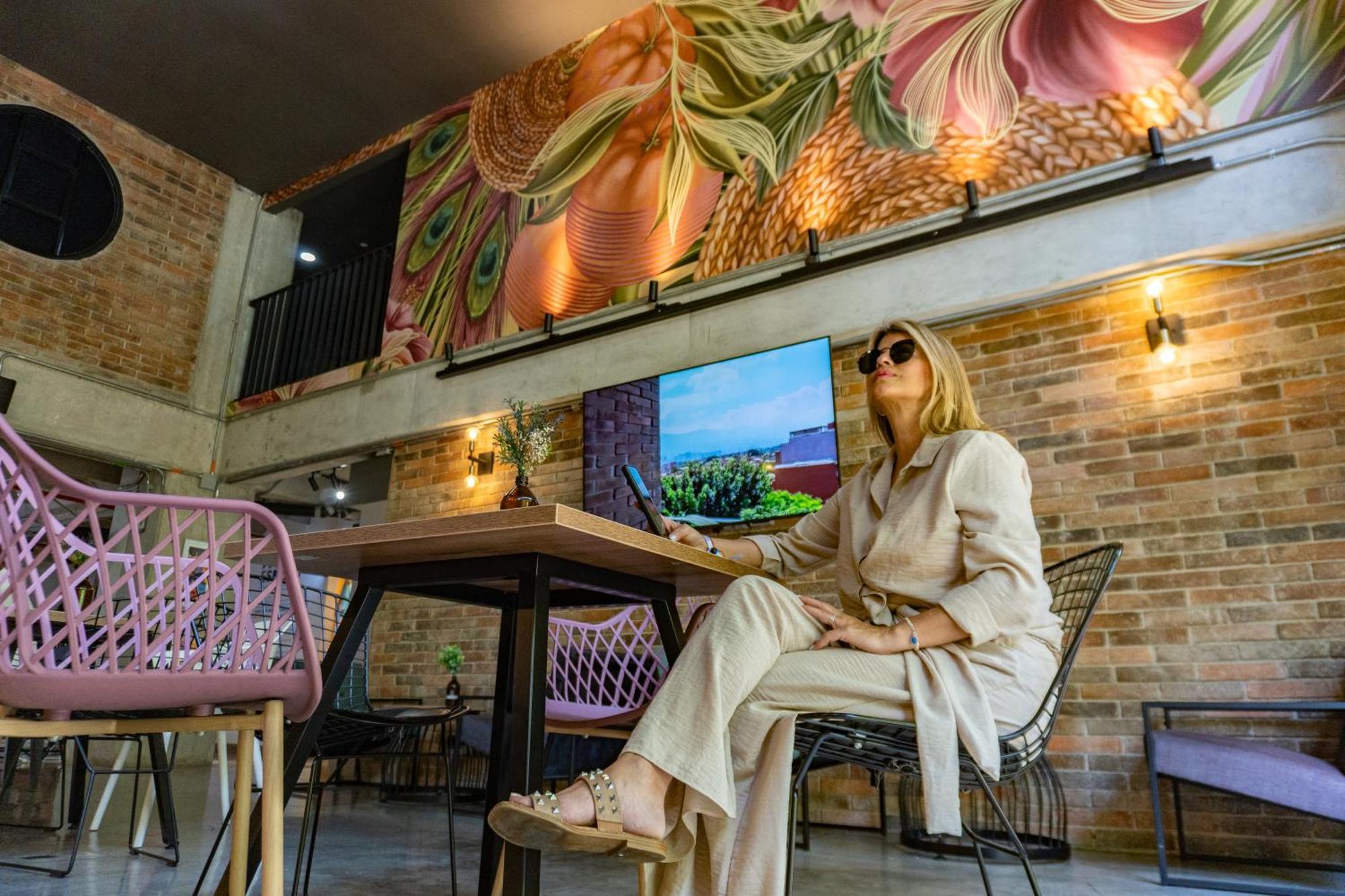 Los Patios Cool Living ميديلين المظهر الخارجي الصورة
