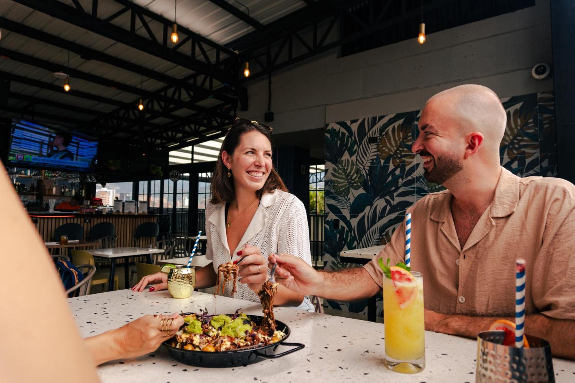 Los Patios Cool Living ميديلين المظهر الخارجي الصورة